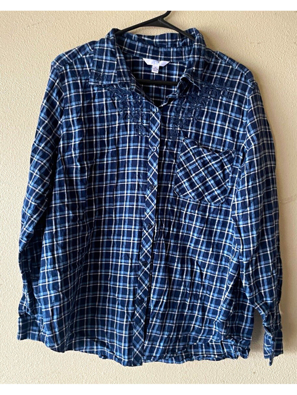 Time and Tru women’s  XL 16-18 Blue/White Plaid Cotton Collared Button-Up Shirt